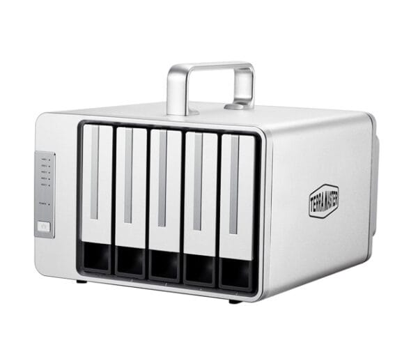 D5 Thunderbolt 3
